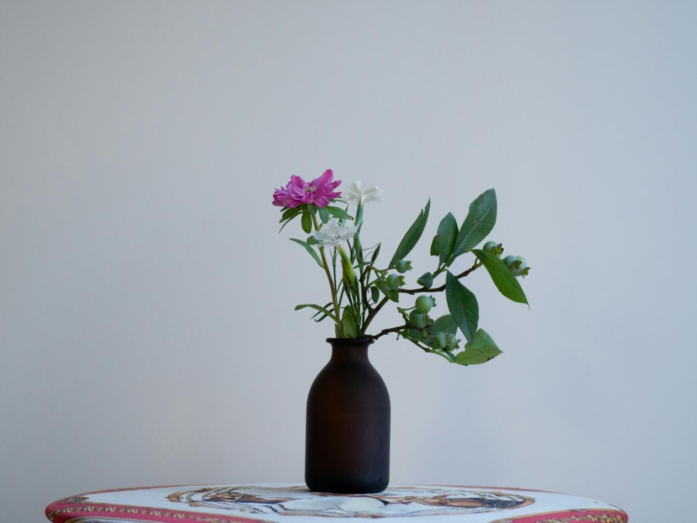 Özel tasarım çiçek buketi hazırlama süreci